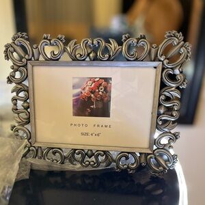 Beautiful Picture Frames set of 4